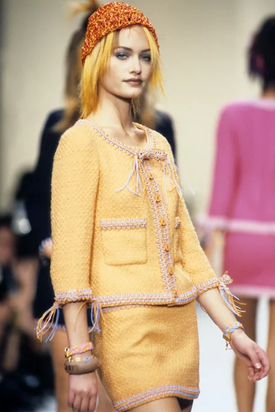 Look 7